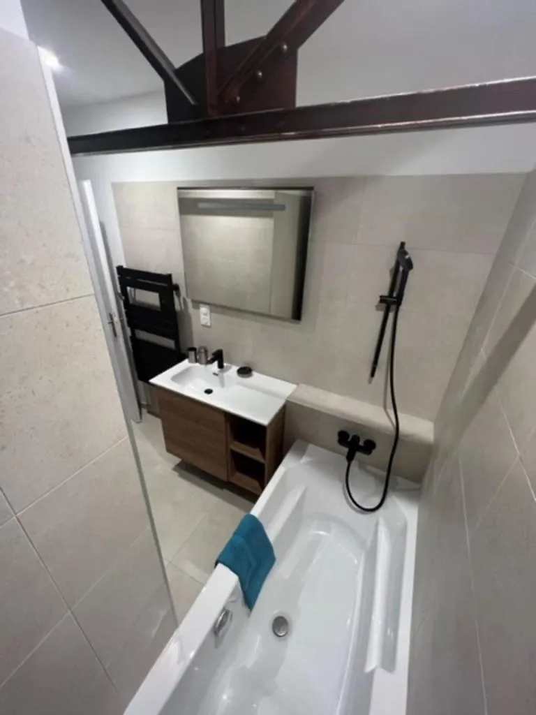 Apartment Le Vox - Appartement De Centre-Ville Montelimar France